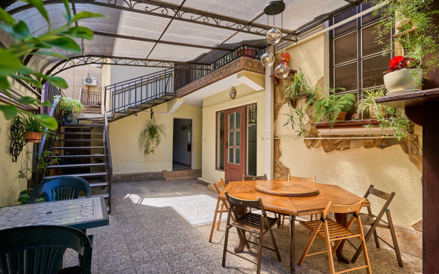 Lotos Guest House