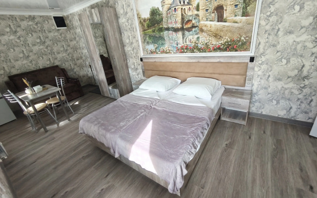 Na Krasnoy Armii 136/14 Apartments