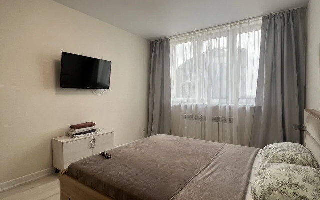 Prekrasny Vid Na Berlinskiy Most Flat