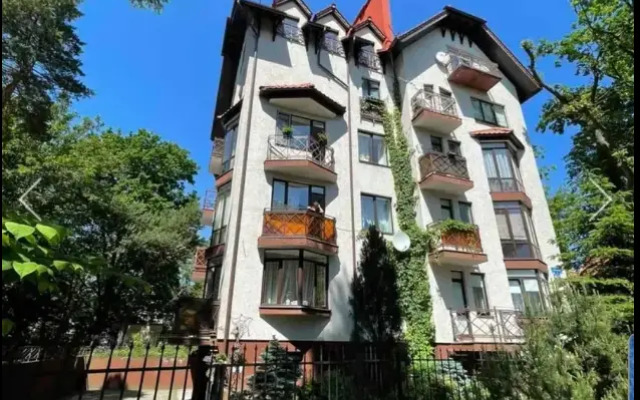 Апартаменты  возле башни Раушен