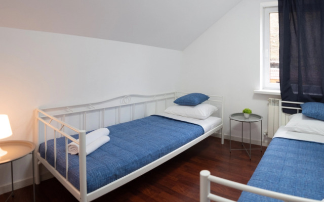 Коттедж Семейный Восьмиместный в Терсколе от Квартирукинг