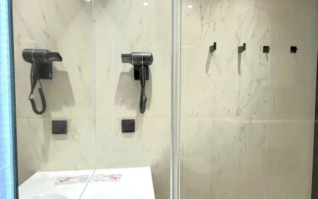 Na Ulitse Lenina 217A Apartments