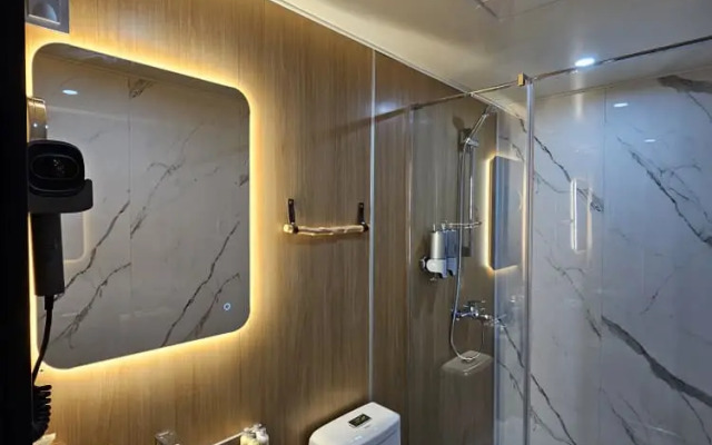 Глэмпинг EcoHouse by Art Hotel