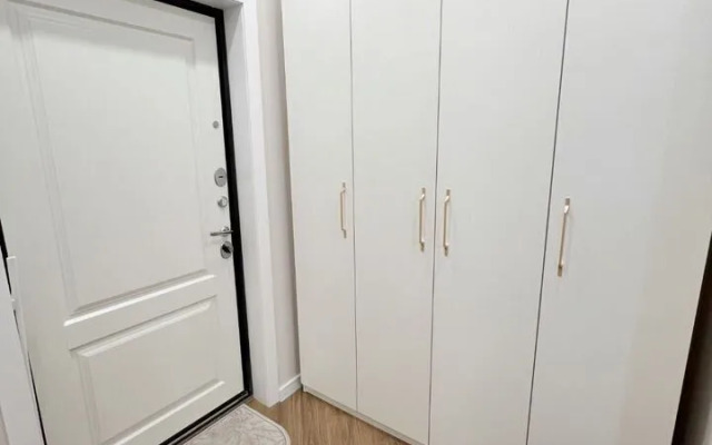 Апартаменты студия на Колхозной 5/2к4