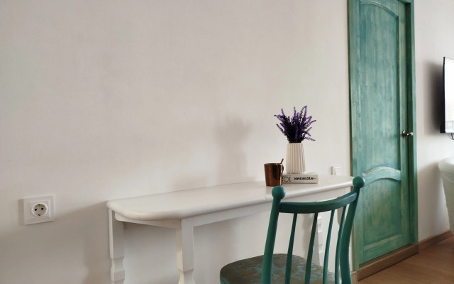 Квартира Атмосферное Жилье с Уникальным Дизайном