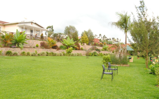 Riverside Resort Kabale Hotel