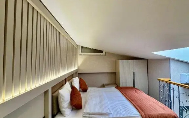 Nizami Central Park Hotel