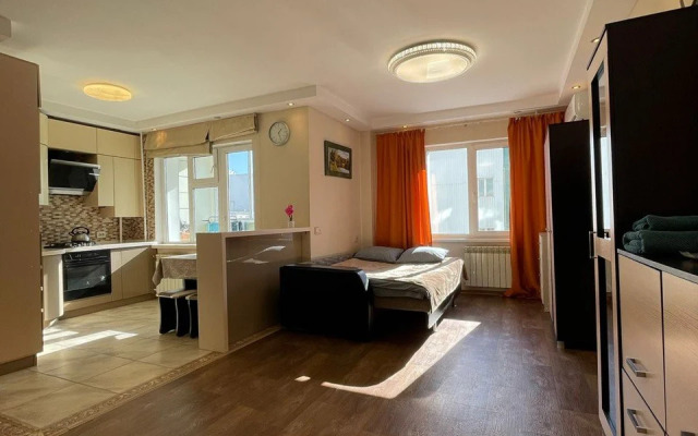 Квартира уютная по адресу Каландаришвили 7 посуточно с самозаселением