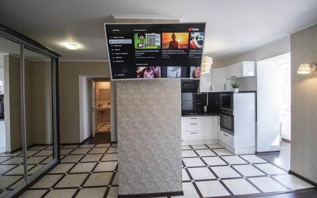 Апартаменты Двухкомнатная квартира на набережной