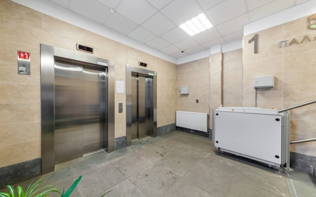 Prostornaya Yevrodvushka Na Vasilyevskom Ostrove Flat