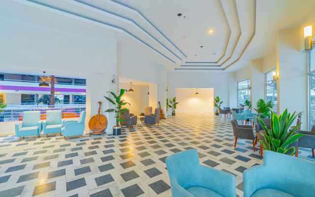 Pyxis Point Hotel - All Inclusive