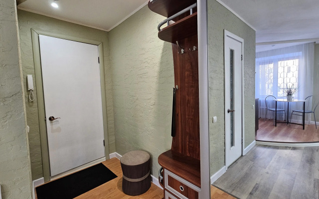 Квартира Луначарского 86