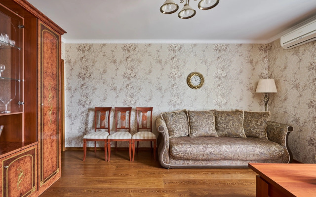 Apartamentyi Na Gazetnom Pereulke 1/12