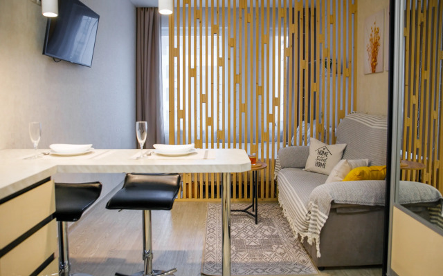 V Tsentre Petrozavodska U Naberezhnoy Flat
