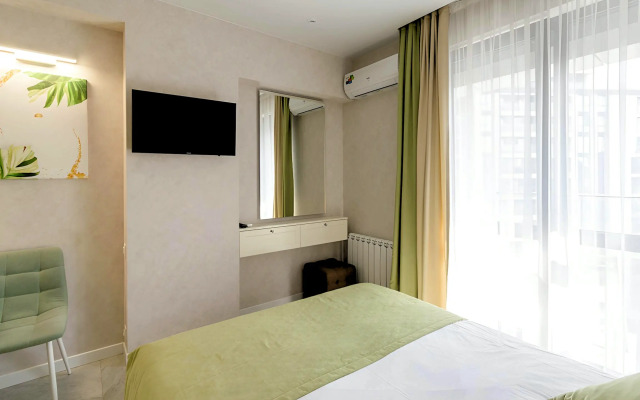 Green Home Apartments