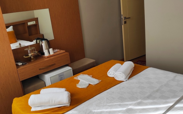 Lebon Hotel Old City