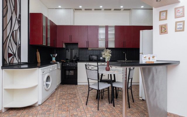KeyGo #0159, 1 Bedroom, Balcony ,City Center Apartments