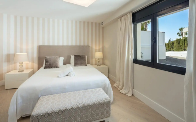 All About Villa Breeze