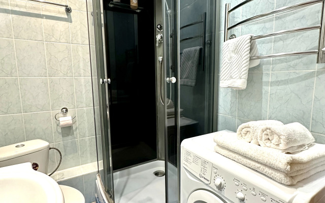 Квартира Яркая Студия в Новом Жк