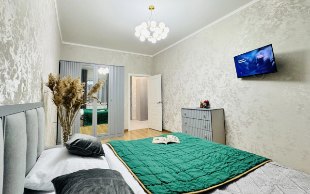 Dvukhkomnatny Lyuks V Tsentre Flat