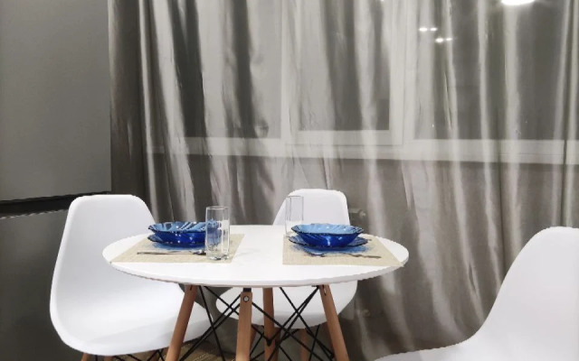 Апартаменты Apato Уютная студия с видом на город и горы