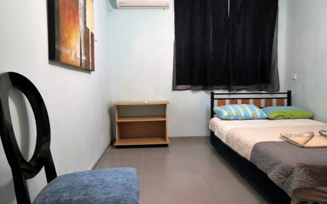 V Atlite Mini-Hotel