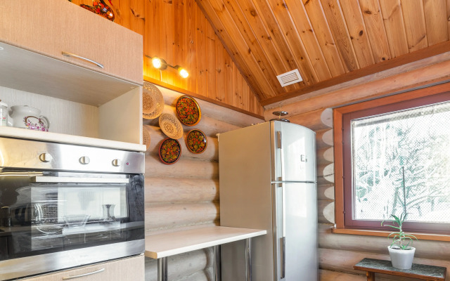 V Ostovkakh - 134 Metra Guest House