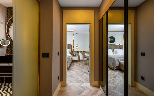 Lexia Hotels