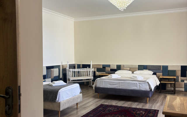 21 Rooms Hotel