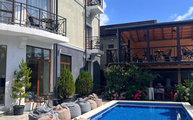 Golden Gagra Hotel
