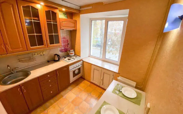 Na Dostoyevskogo, 102 Flat