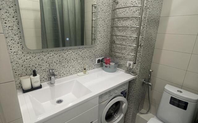 Uyutnaya Studiya Na Batalnoy 100 Flat