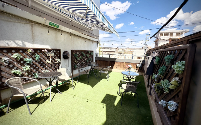 Nava Hotel