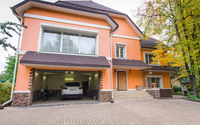 Balashikha. Kalinina d. 1 Private house