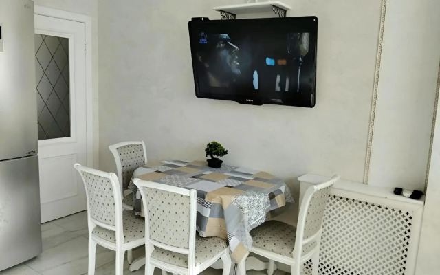 Квартира с видом на стадион