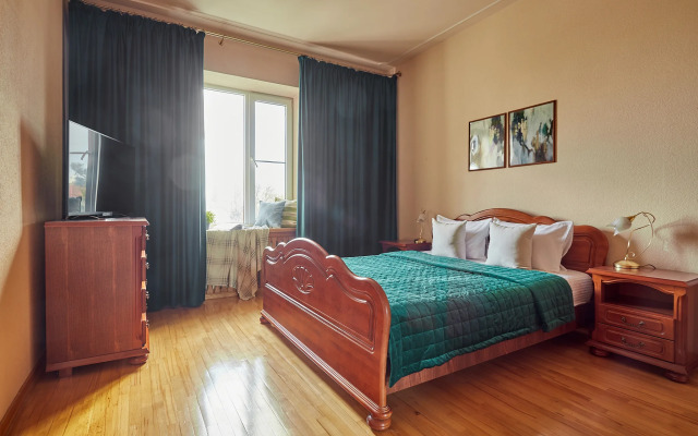 Квартира 2 Ночи на улице Красная 204