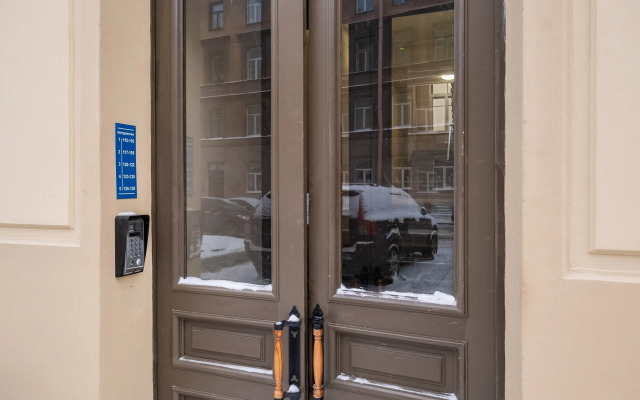 Na Serpukhovskoy Flat