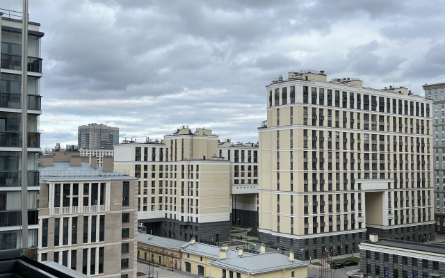 Квартира Лиловая студия на набережной Обводного канала