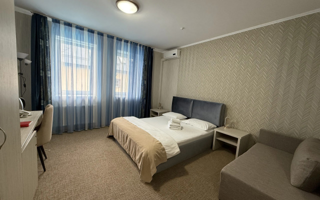 Renessans Hotel