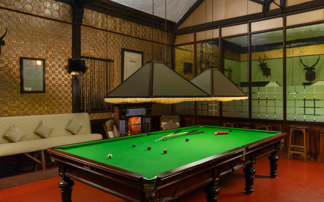 Hotel The Hill Club