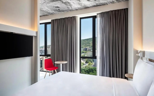 Hotel Ibis Tbilisi City - Новый Отель