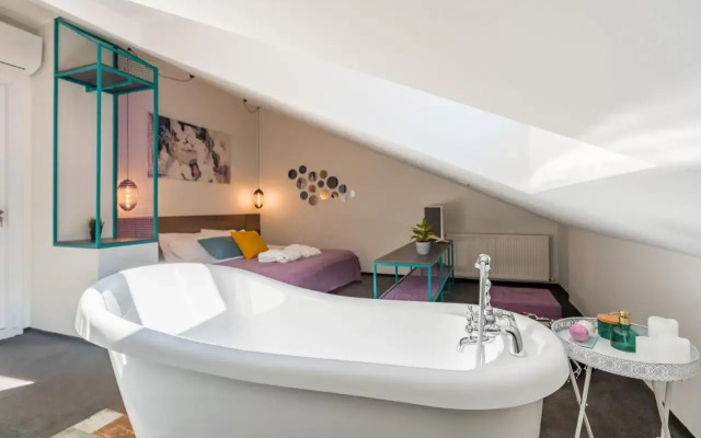 Redrum Tbilisi Boutique Hotel