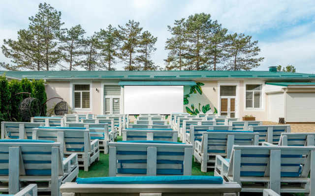 Lazurnyij Bereg Hotel