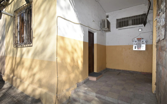 Apartment in Saryan Street Flat