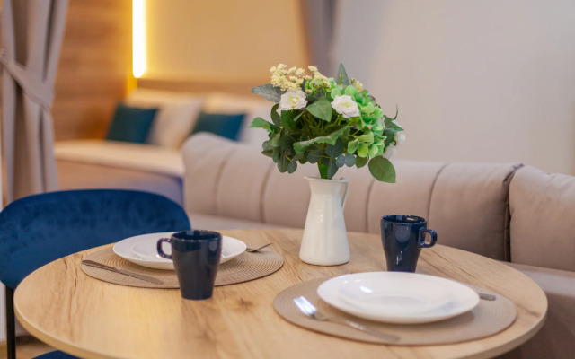 Lux Rentplaza logika Apartments