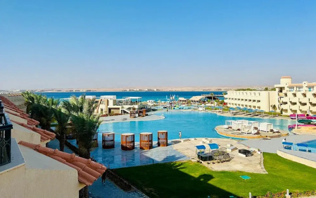 Отель The V Luxury Sahl Hasheesh