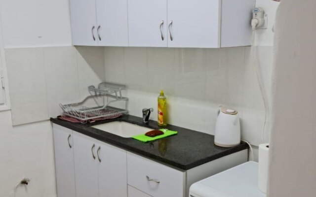 Studiya U Morya Apartments
