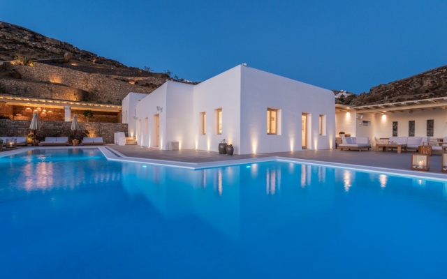 El Palacio Mykonos Villa