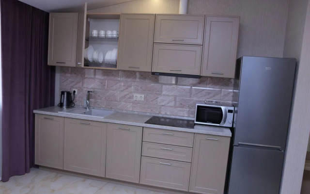 Квартира однокомнaтнaя 45м² пеpвaя линия у мopя