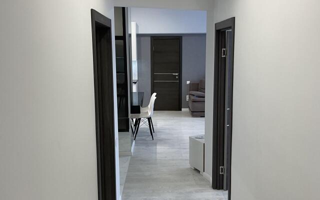Yekaterininskiy Apartaments